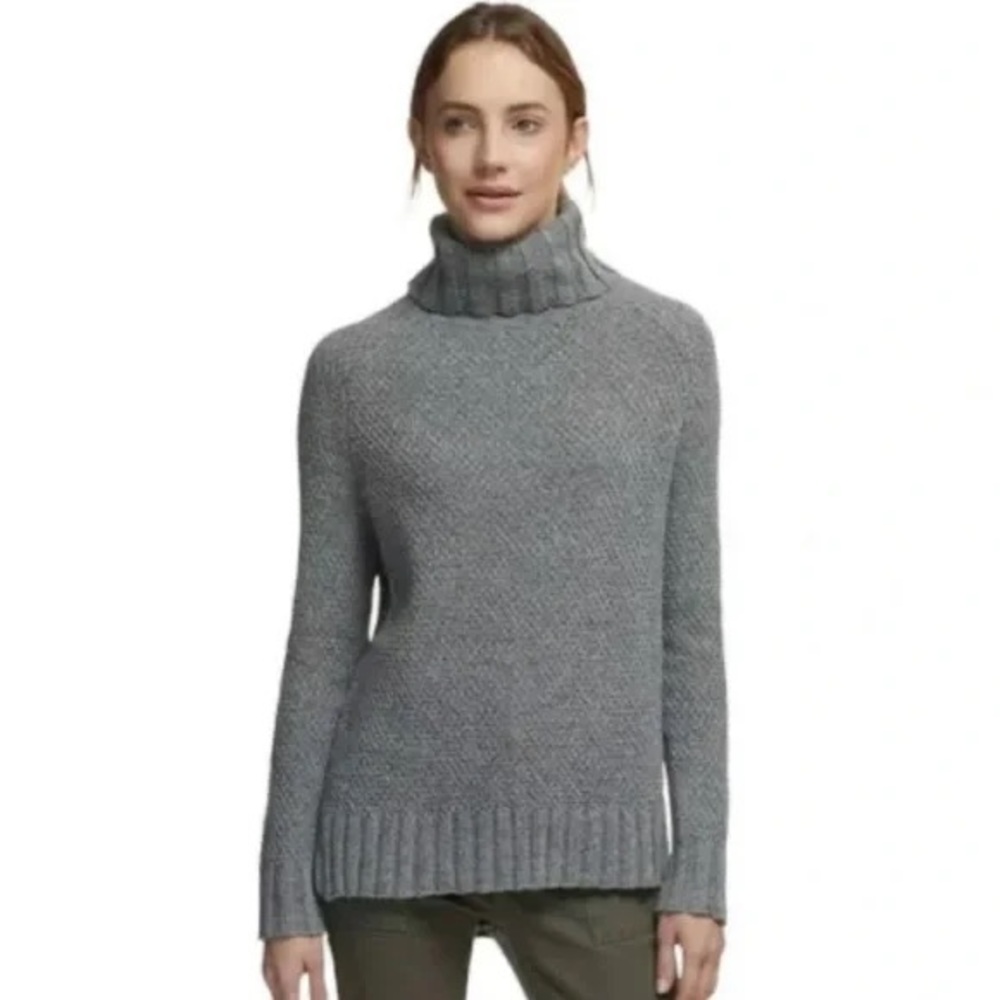 Patagonia Off Country Cowlneck Sweater staple piece classic versatile pull over